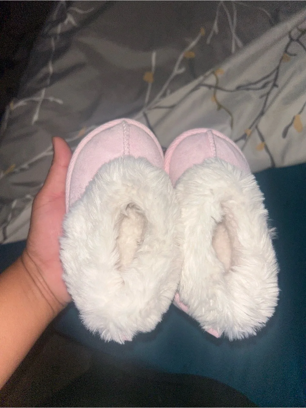 🌼2 for $5🌼 wonder nation Pink Faux Fur Baby Slippers